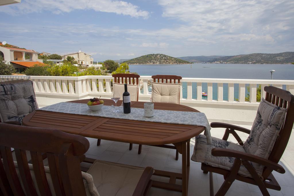 Villa Perun Ражань Экстерьер фото